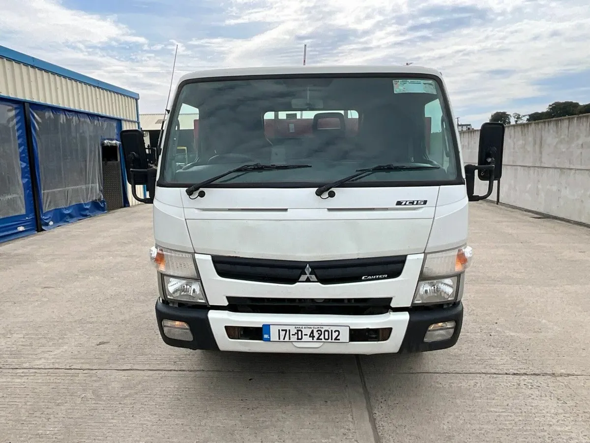 MITSUBISH FUSO CANTER 7C15E 7.5 TON FLAT BED LORRY - Image 4