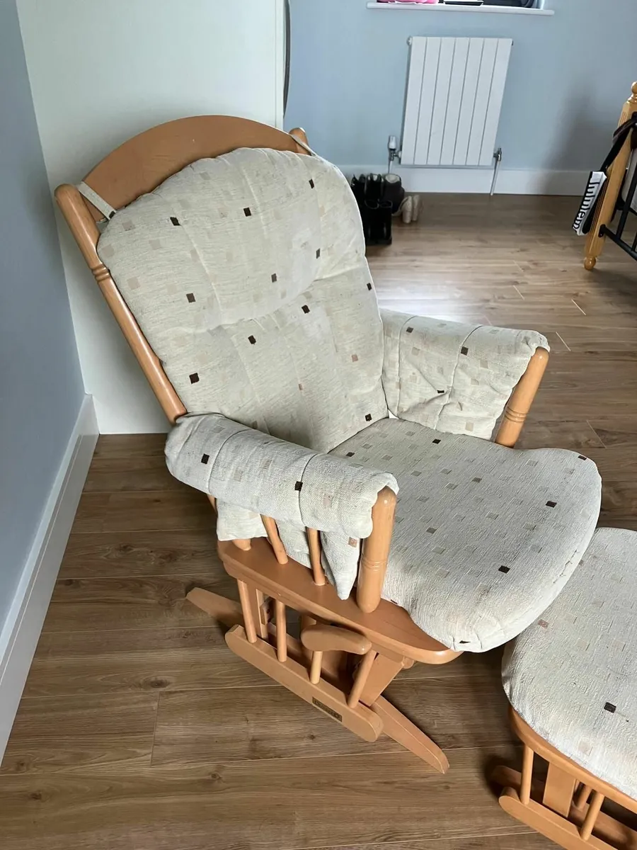 Nursing chair glider - Image 4