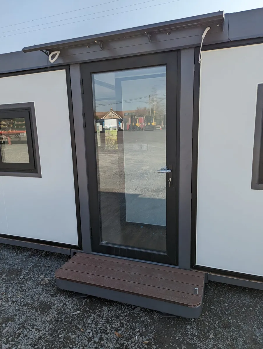 BID ONLINE NOW - 20FT X 10FT PORTABLE OFFICE - Image 3