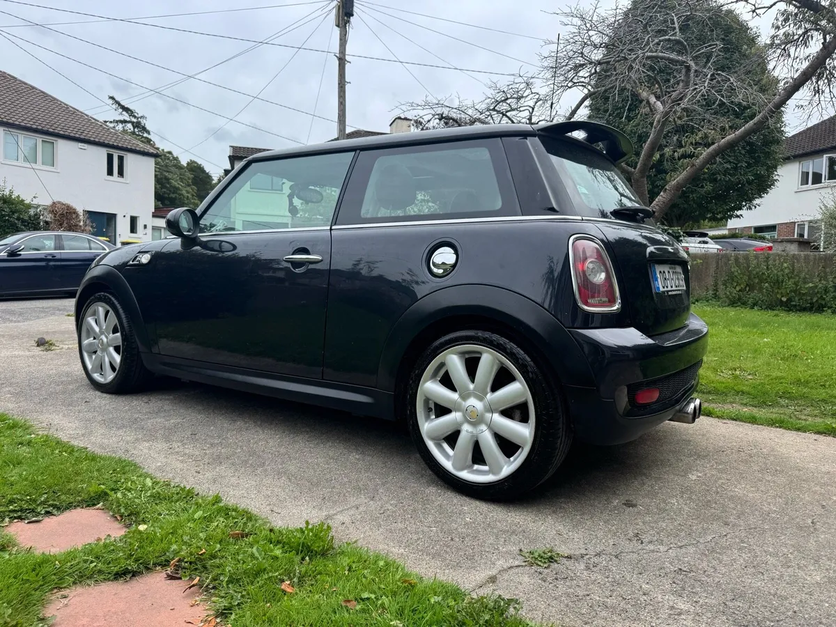 Mini Cooper S - Image 4