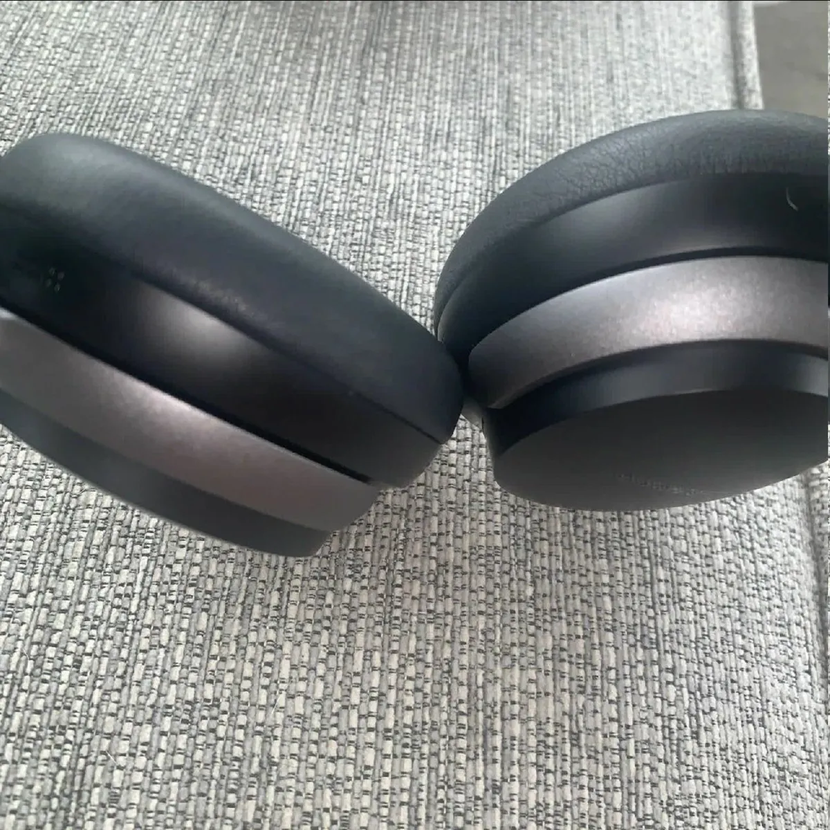 Bose QuietComfort Ultra Headphones black color - Image 4