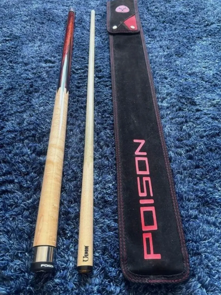 POISON Billiard Cue with Case from JPN - Image 1