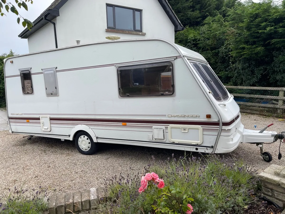 *5 Berth Spotless Caravan for Sale* - Image 1