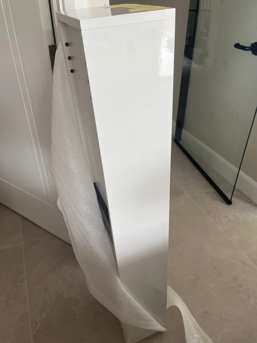 White Bathroom Cabinet. Brand new. Wall Hung. - Image 4