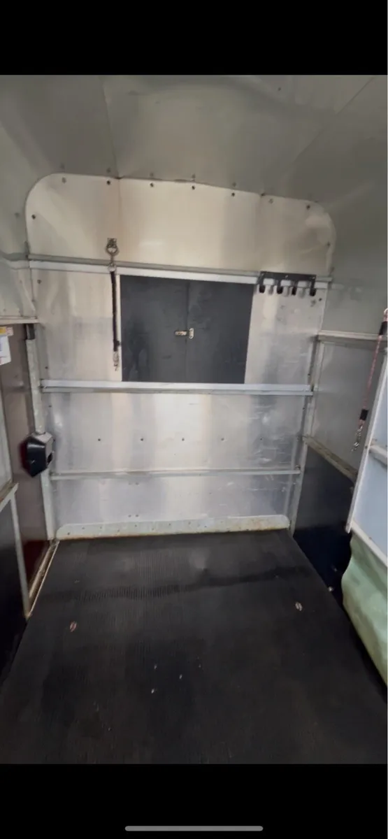 510xl jumbo horse box - Image 3