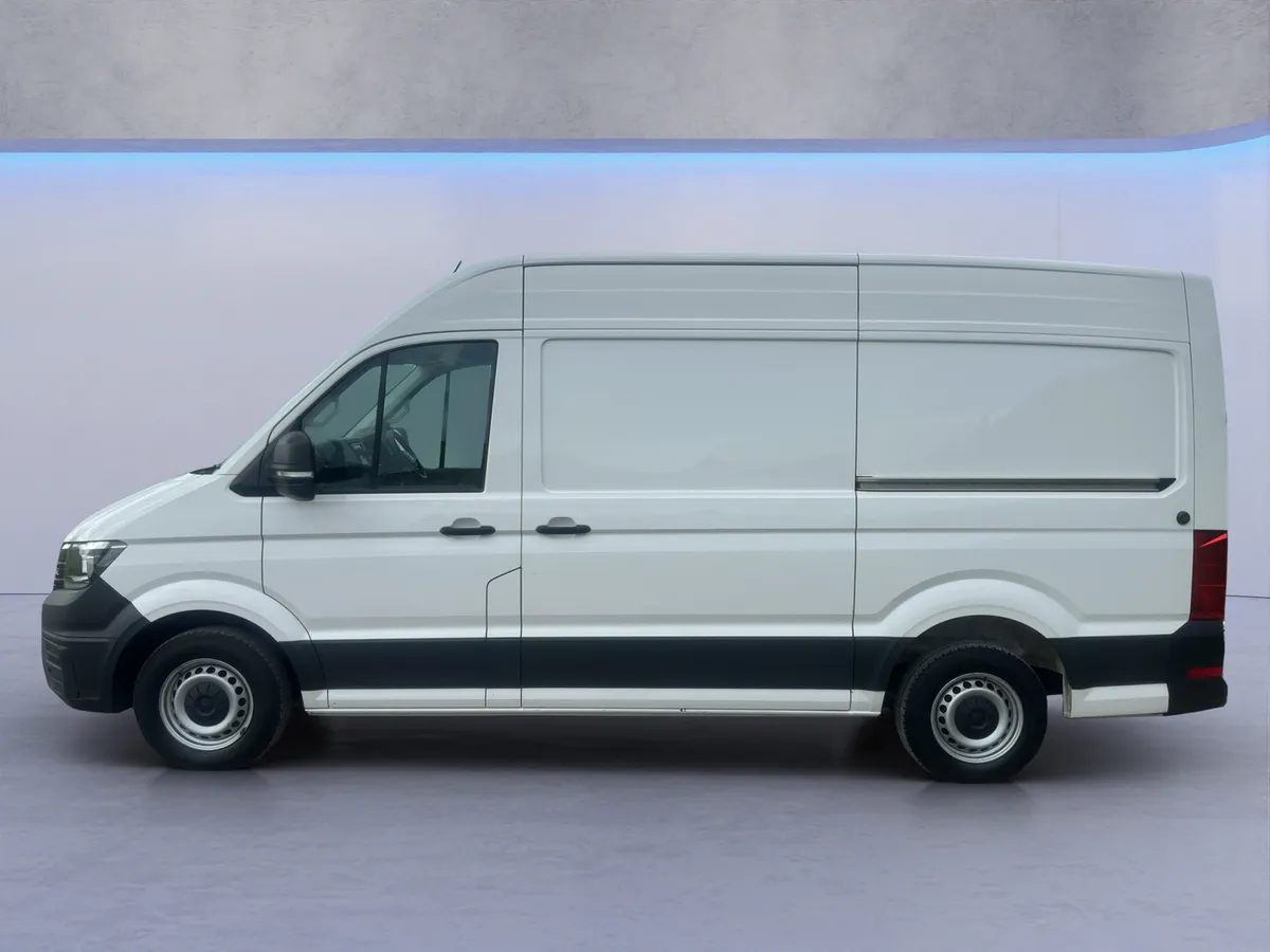2022 Volkswagen Crafter Trendline CR35 MWB - Image 4