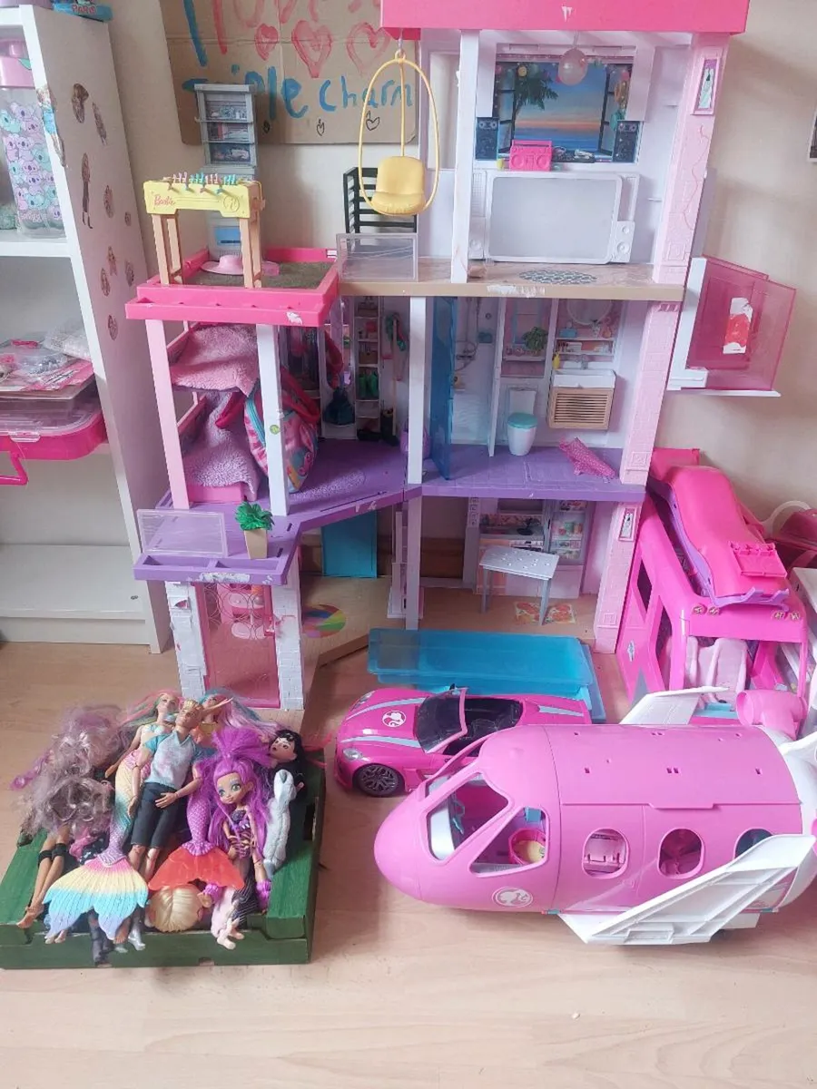 Barbie Dreamhouse bundle - Image 4