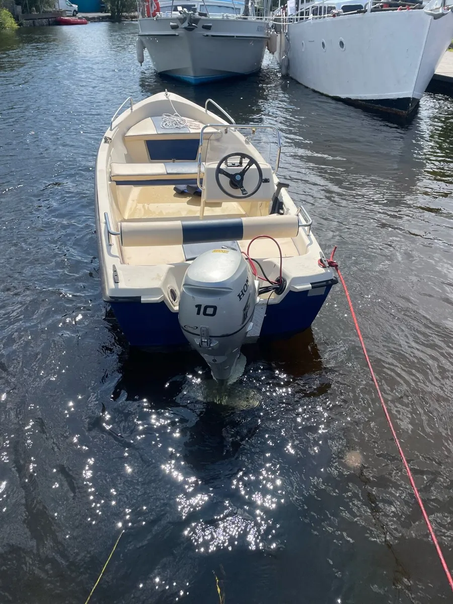 Boat - Image 3