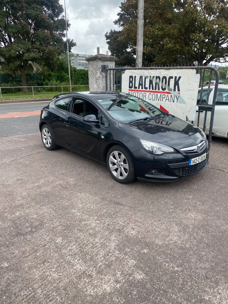 Vauxhall Astra 2014 - Image 1