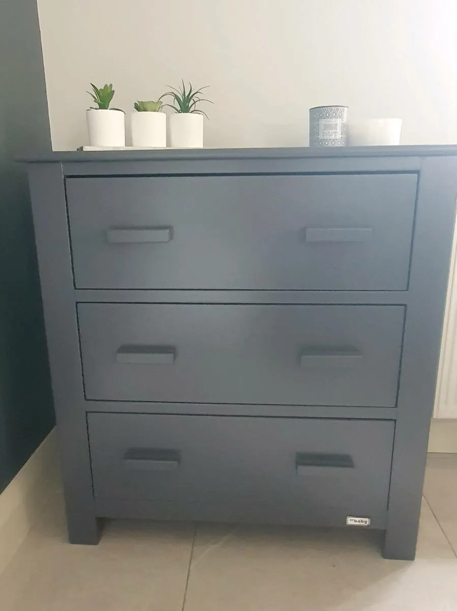 Chest of Drawers - Image 2