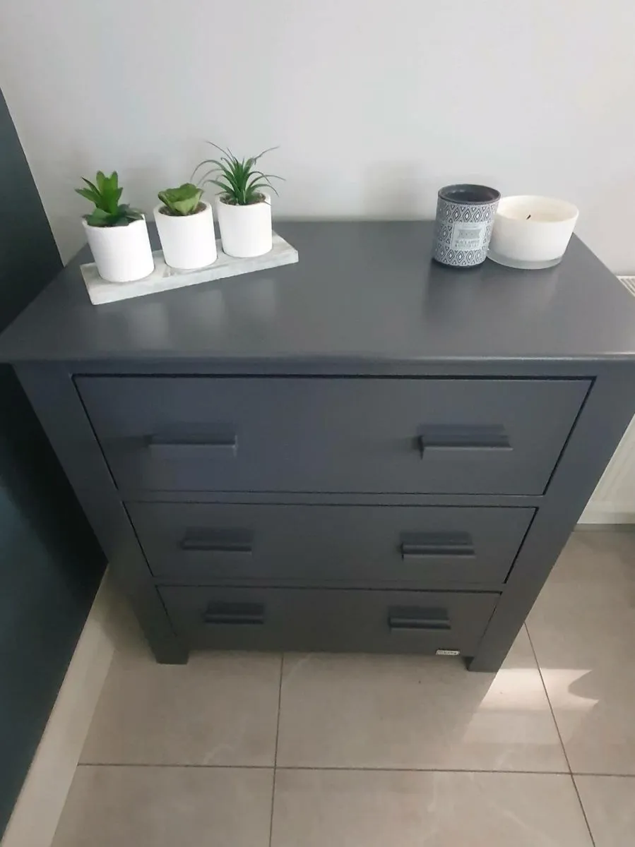 Chest of Drawers - Image 4