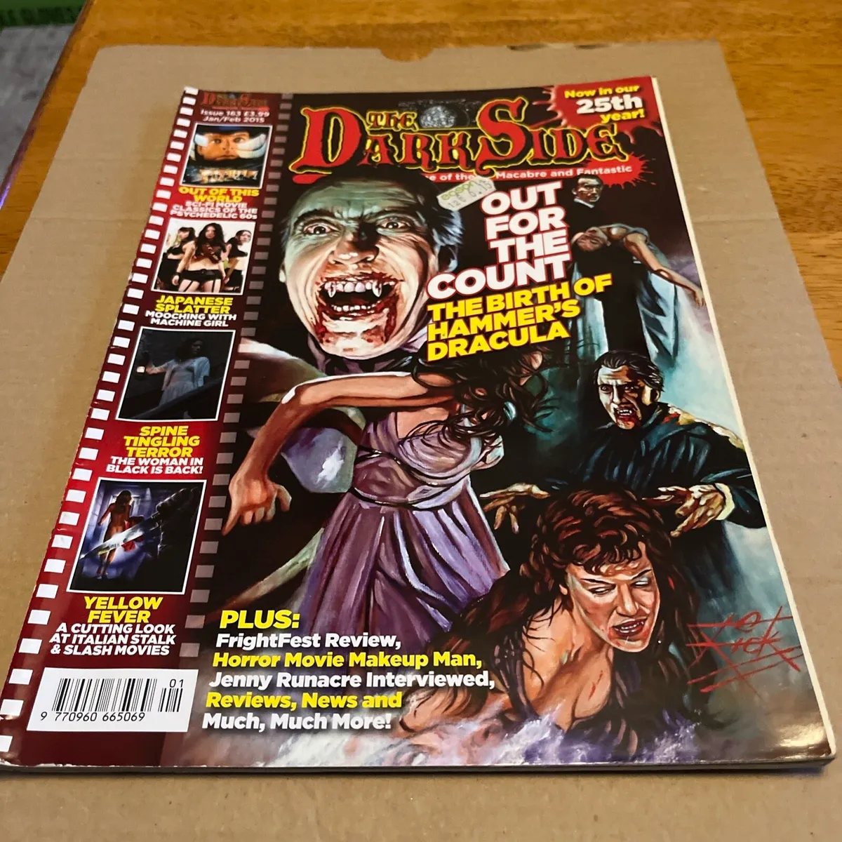 The Dark Side. Horror Magazines. Bundle. Around 30 - Image 1