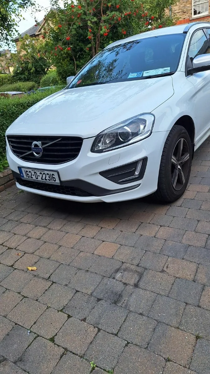 Volvo XC60 - Image 1