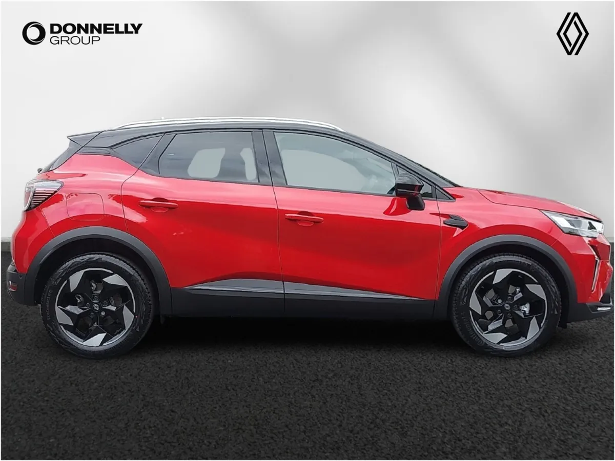 Renault Captur Hatchback Techno - Image 3