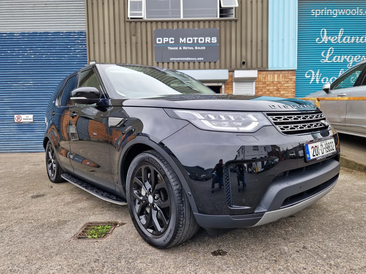 2020 Landrover Discovery 3.0 V6 - Image 2