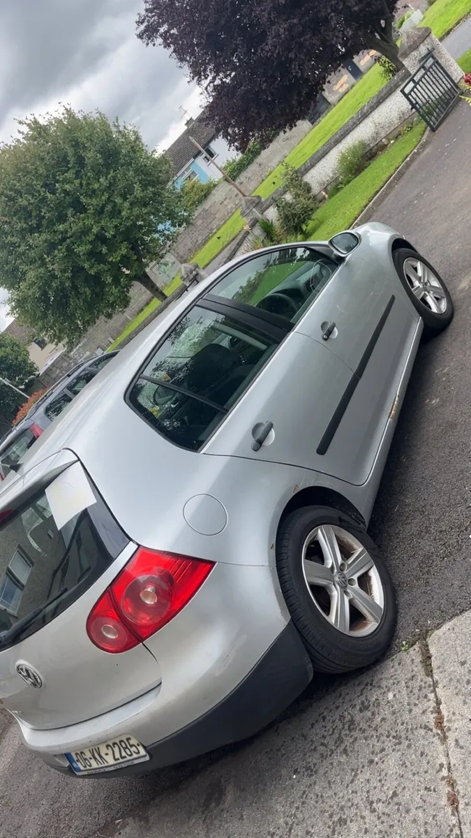 Car - Image 1