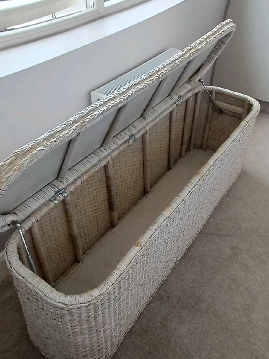 Blanket box - Image 2