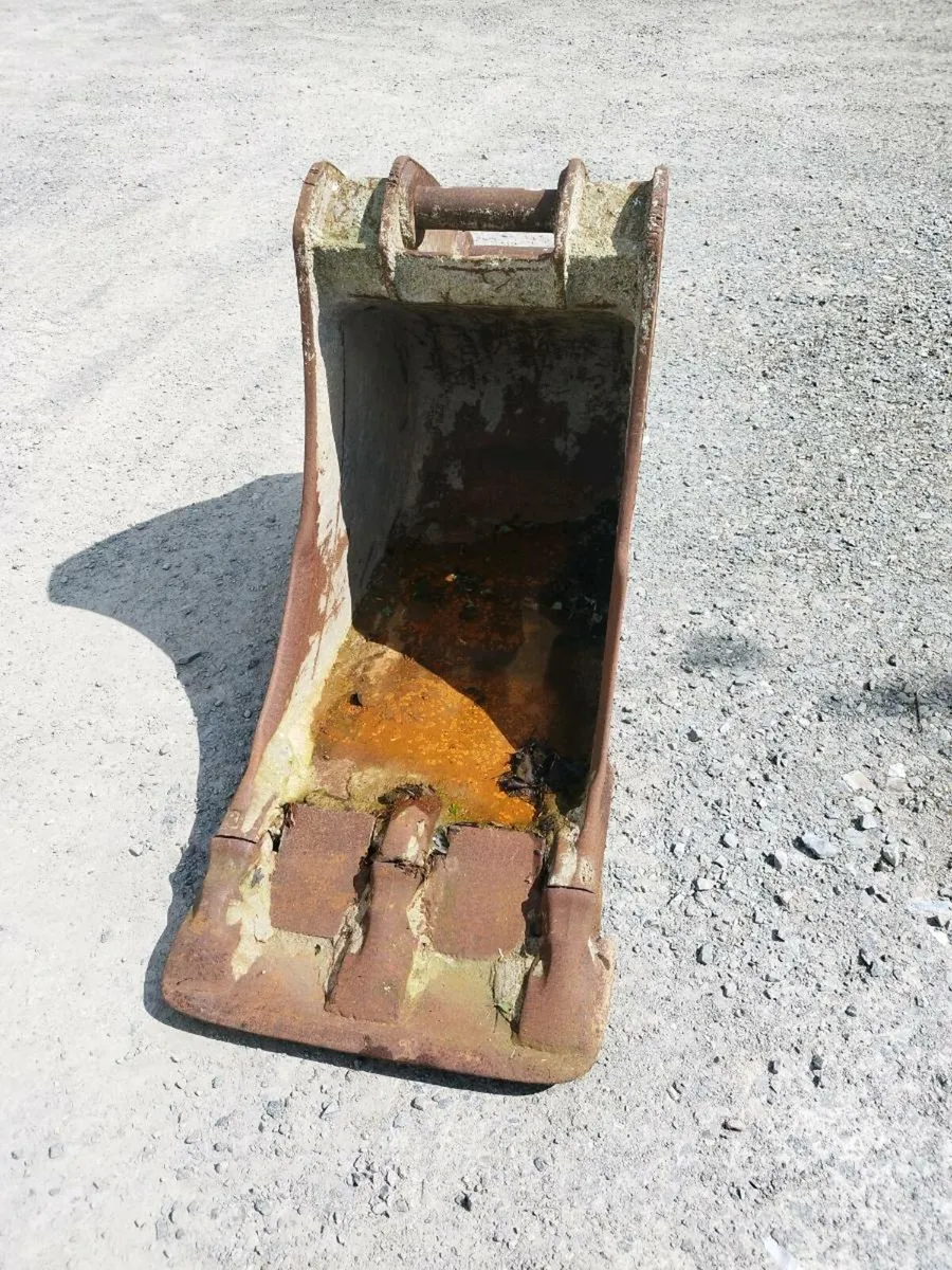 Niger bucket - Image 1