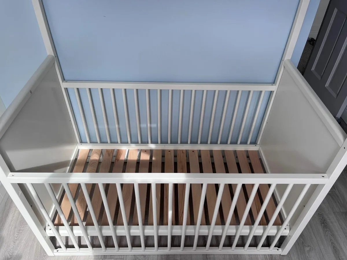 Stokke cot for sale - used good condition - Image 3
