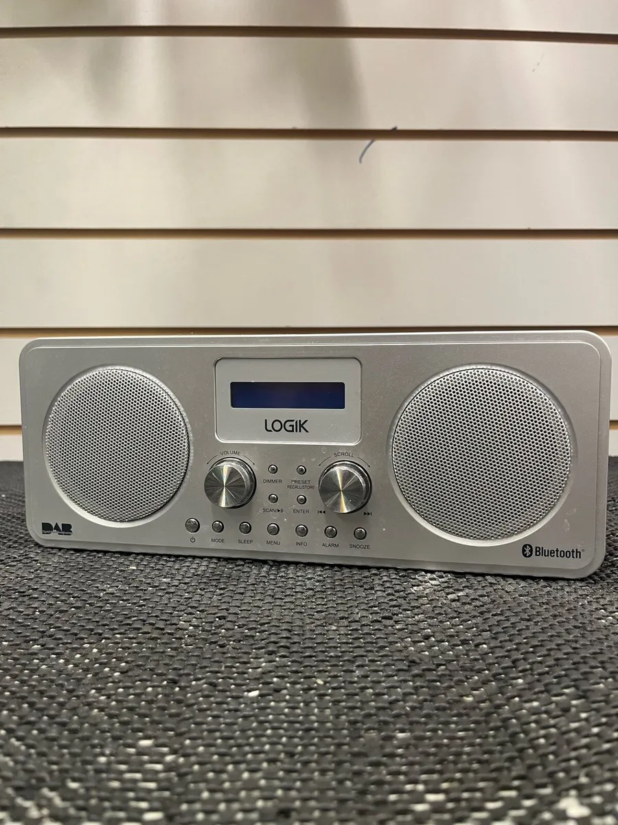 Logik Btooth Radio - Image 1