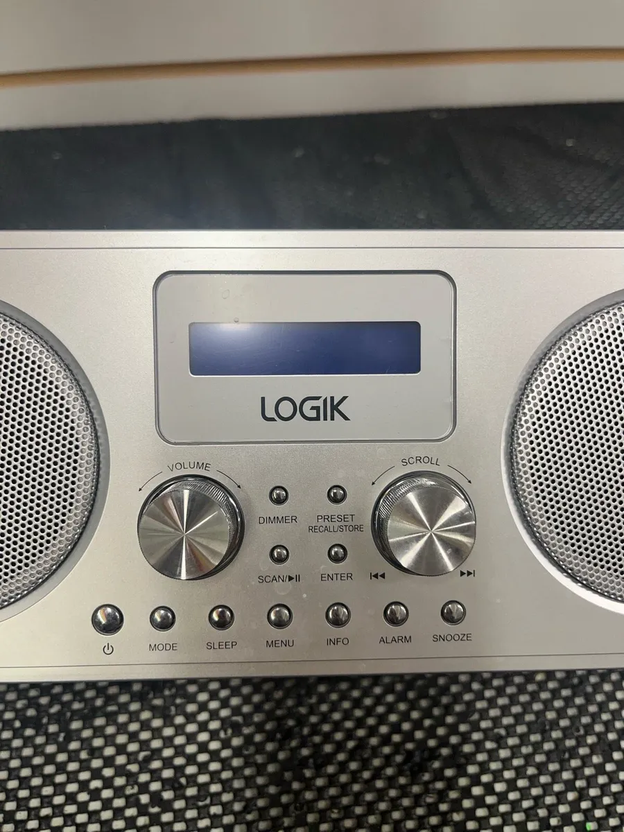 Logik Btooth Radio - Image 2