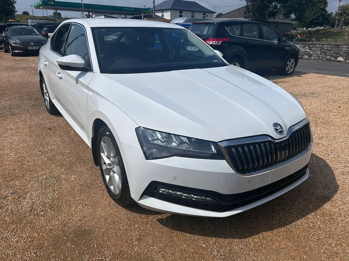 SKODA SUPERB SE 2.0 TDI - Image 1
