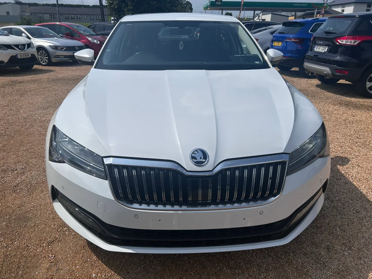 SKODA SUPERB SE 2.0 TDI - Image 2
