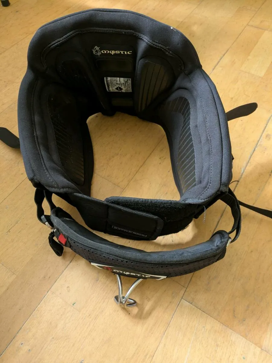 Kitesurfing Harness - Image 2