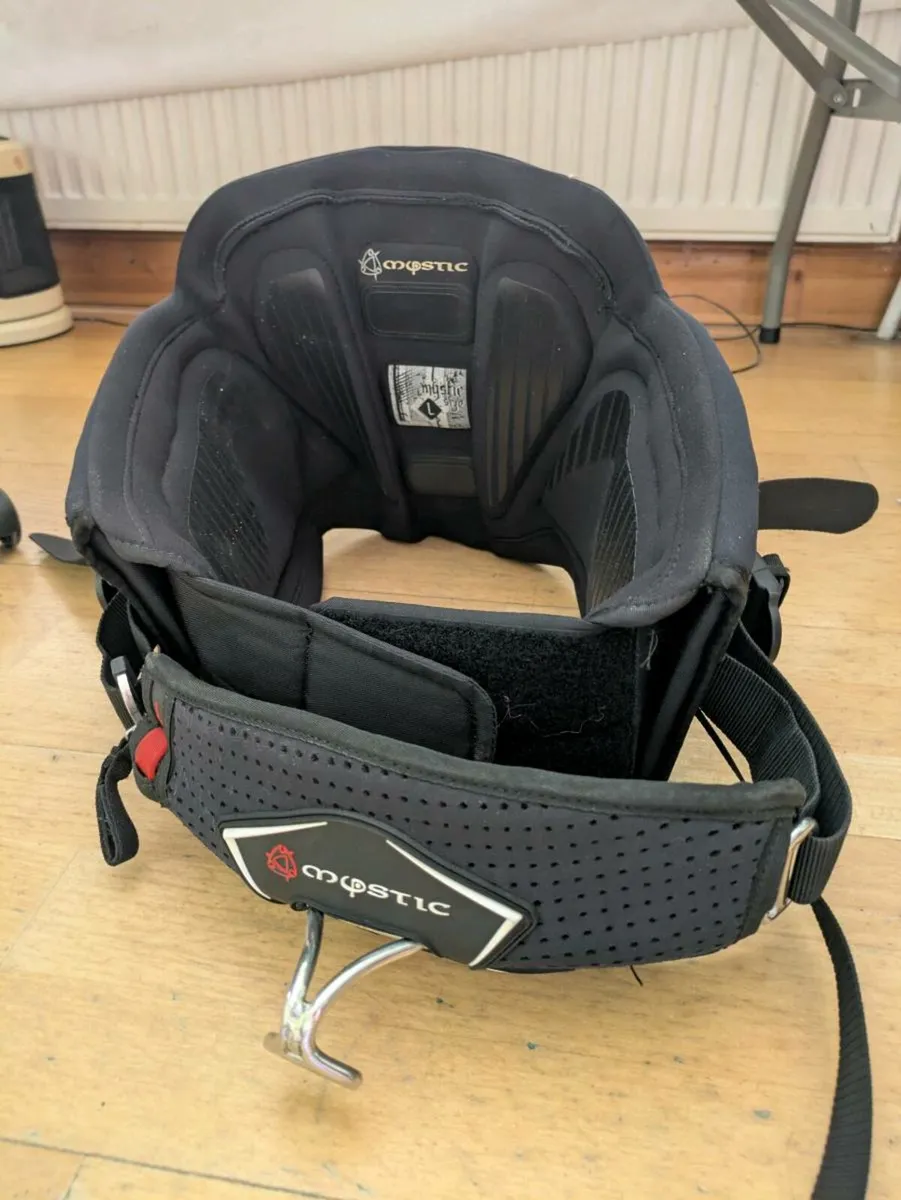 Kitesurfing Harness - Image 3