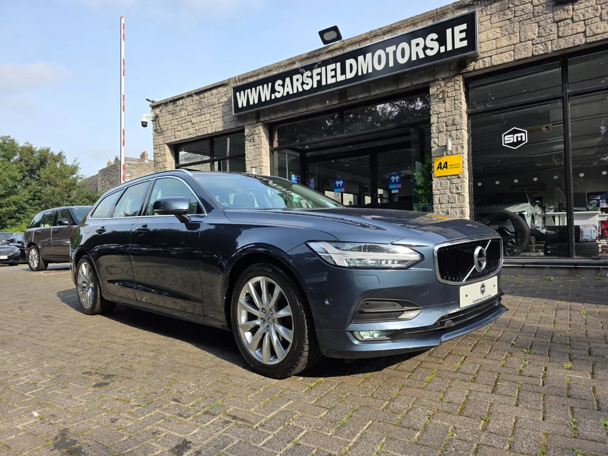 2021 VOLVO V90 D4 AUTO MOMENTUM. - Image 1