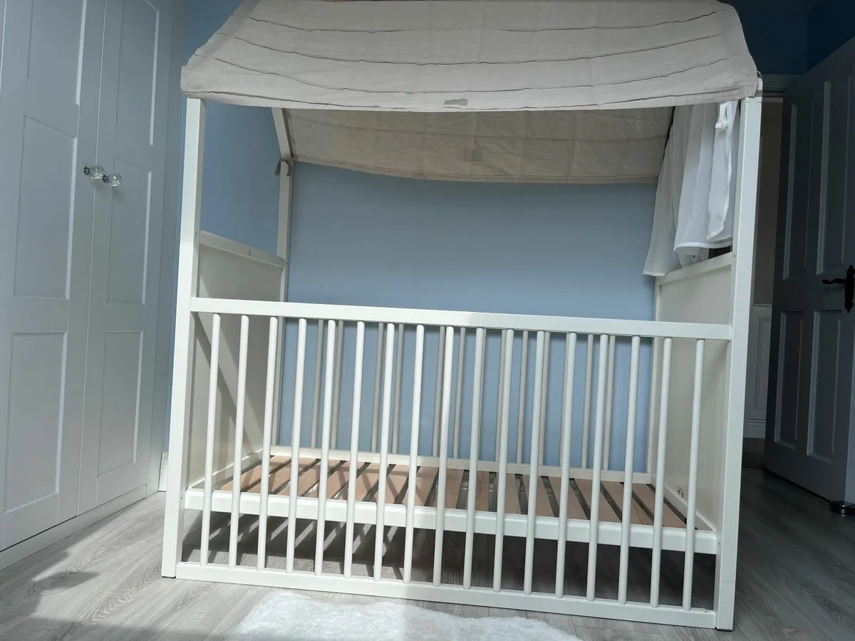 Stokke cot for sale - used good condition - Image 2