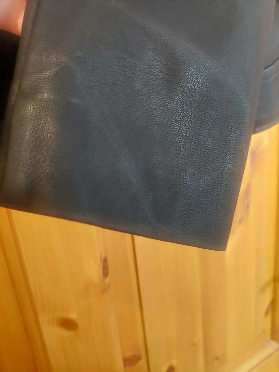Leather jacket - Image 3