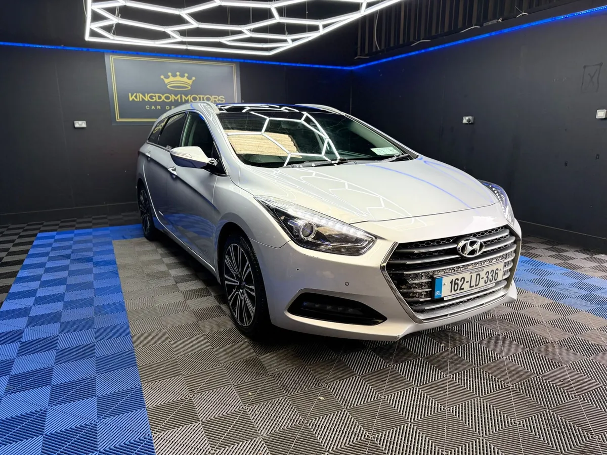 Hyundai i40 PANORAMIC,HIGH SPEC - Image 4