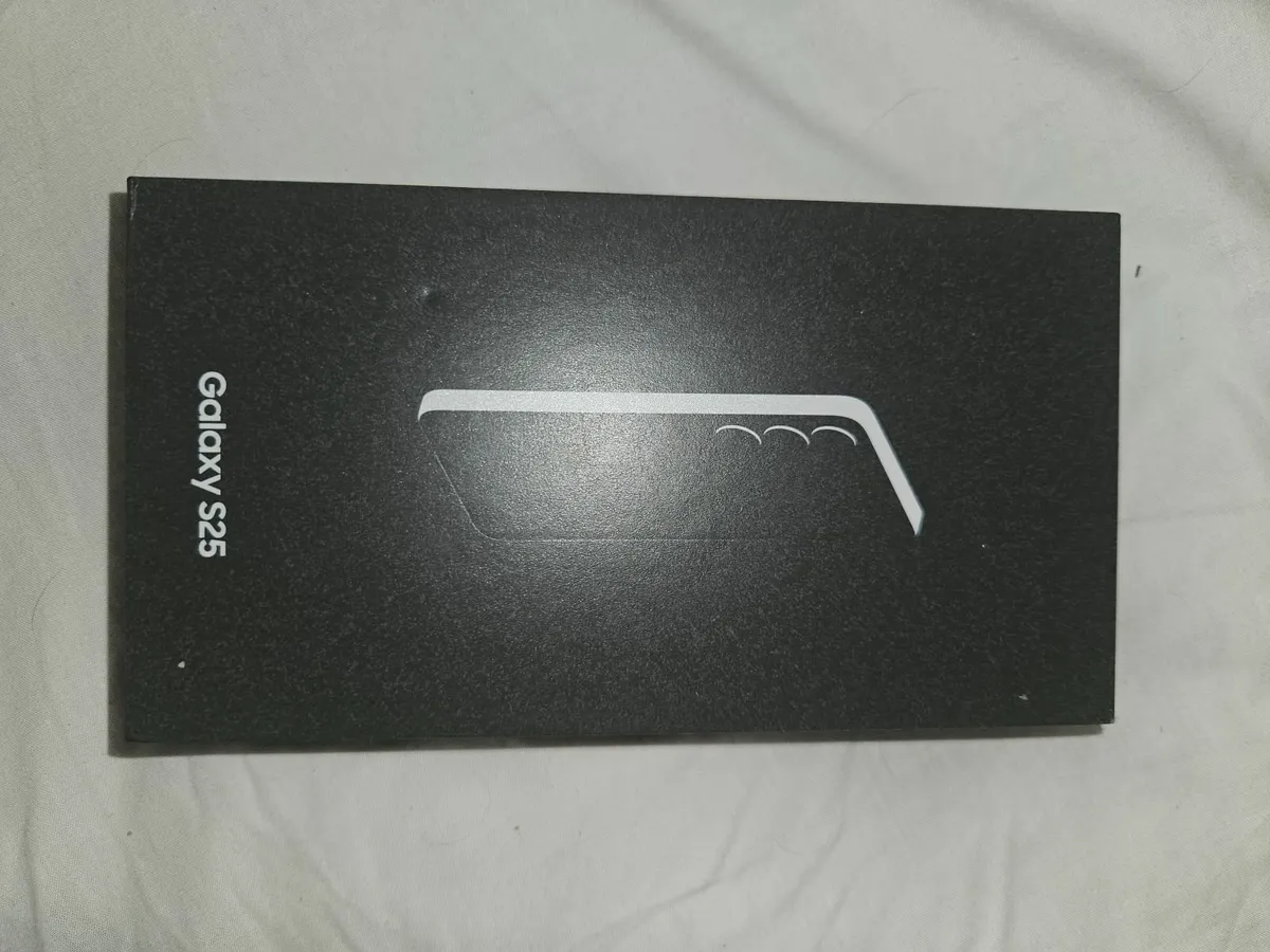 Mobile phone - Image 1