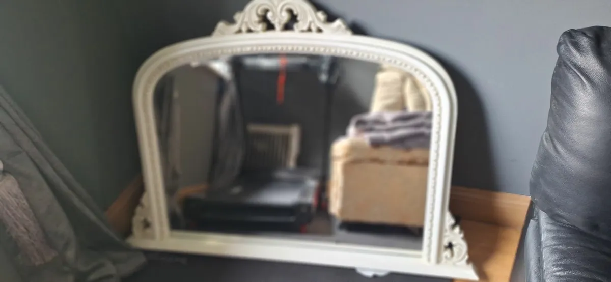 Free Large Mirror 3ft x 4ft