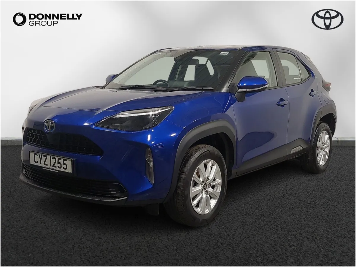 Toyota Yaris Cross Estate Icon - Image 3