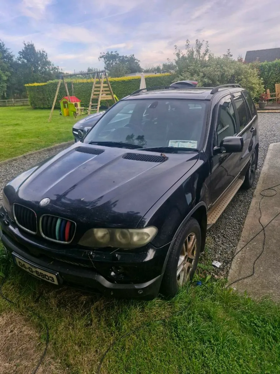 BMW X5 - Image 1