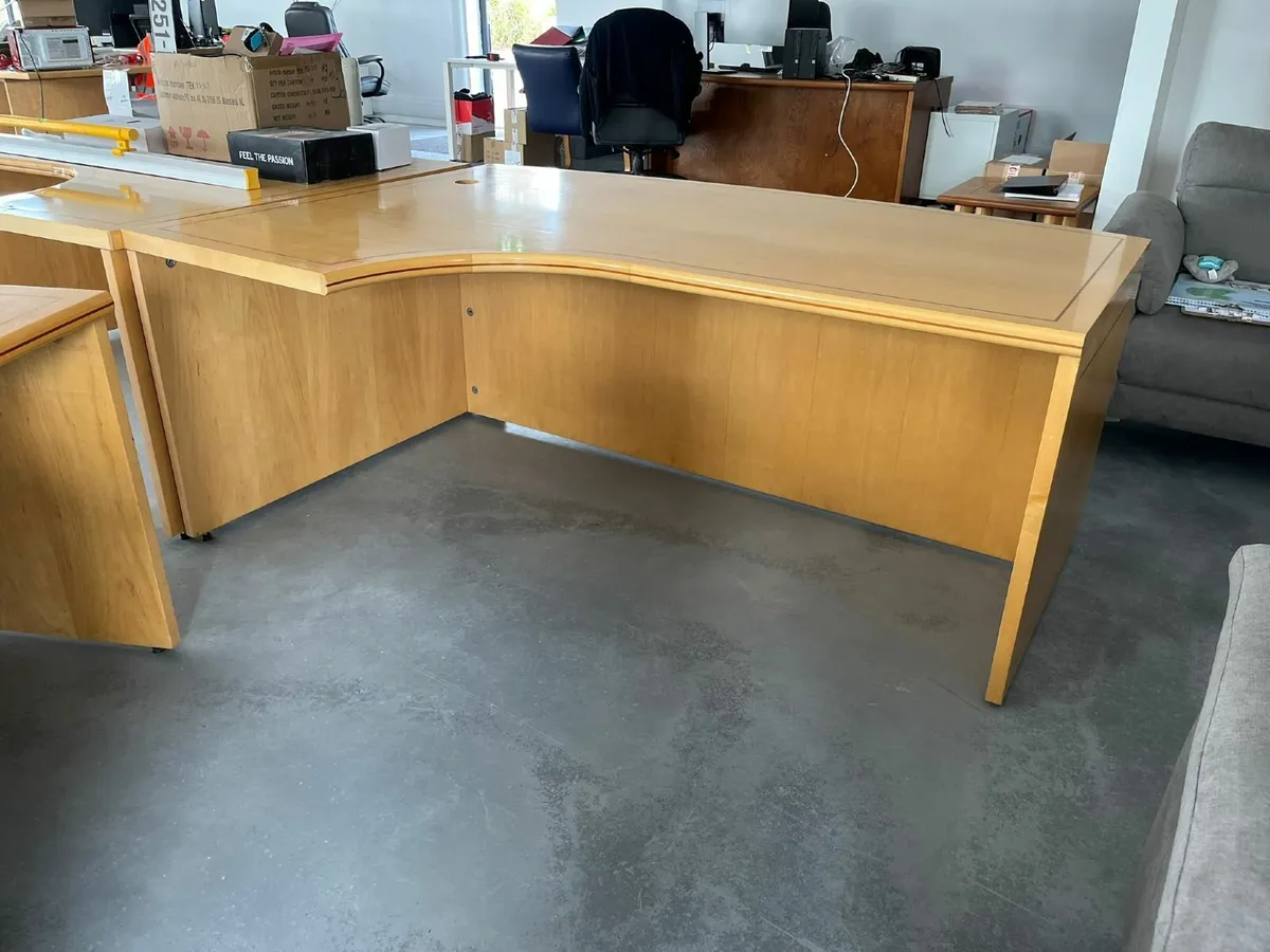 Commercial office desk/chesterfeild  chair ... - Image 3