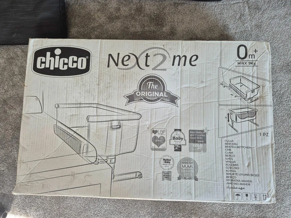 Chicco next 2 me crib - Image 3