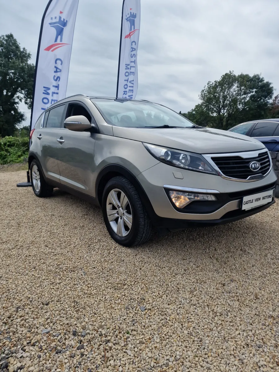 Kia Sportage 2011 - Image 2