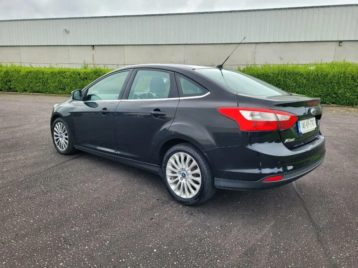 2014 FORD FOCUS TITANIUM NCT BOOKED TAXED. - Image 4