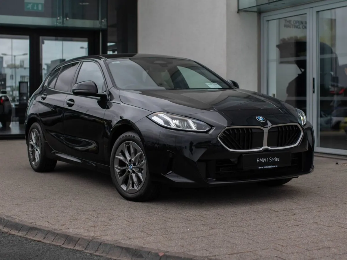 BMW 1 Series 120 - Image 1