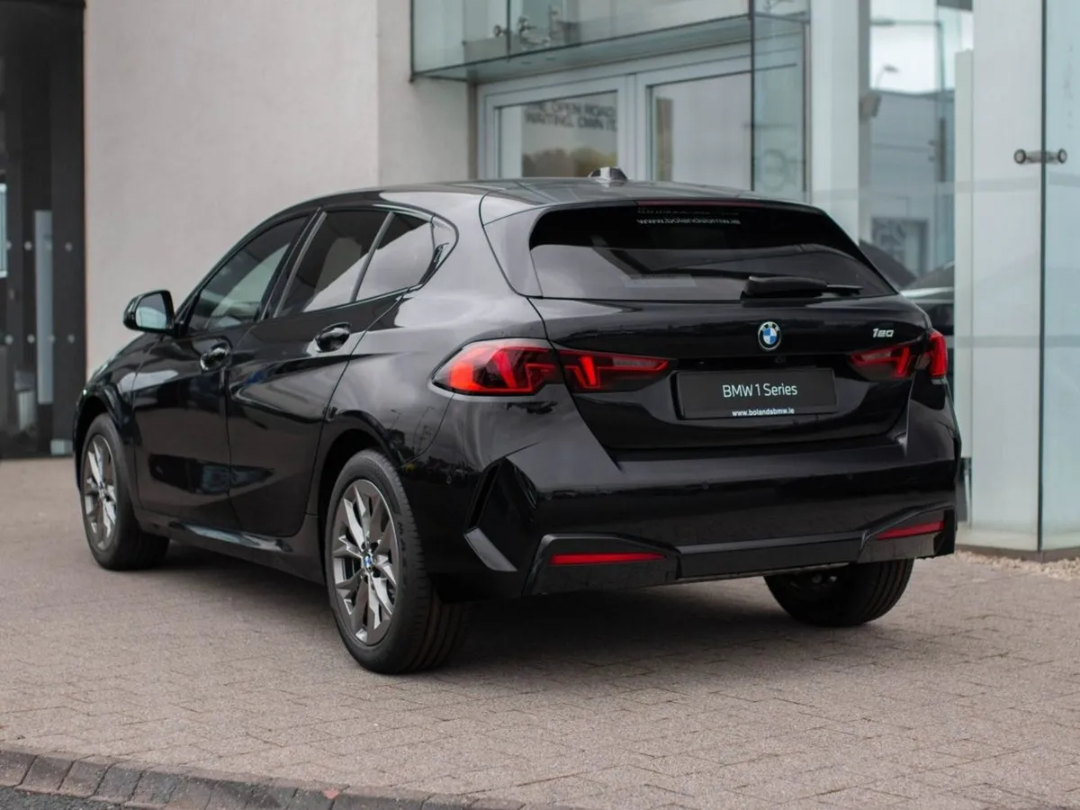 BMW 1 Series 120 - Image 2