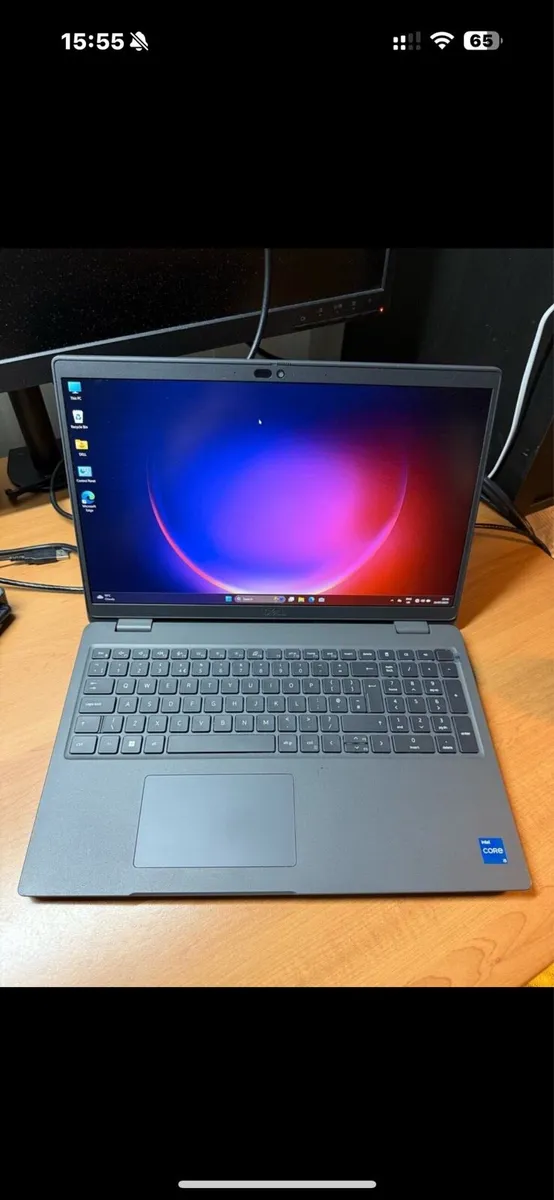 Dell laptop i5 pro 13gen 16-512 win 11 pro - Image 1