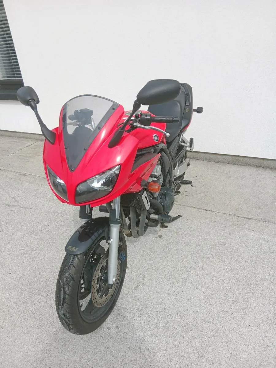 Yamaha Fazer 600 - Image 1