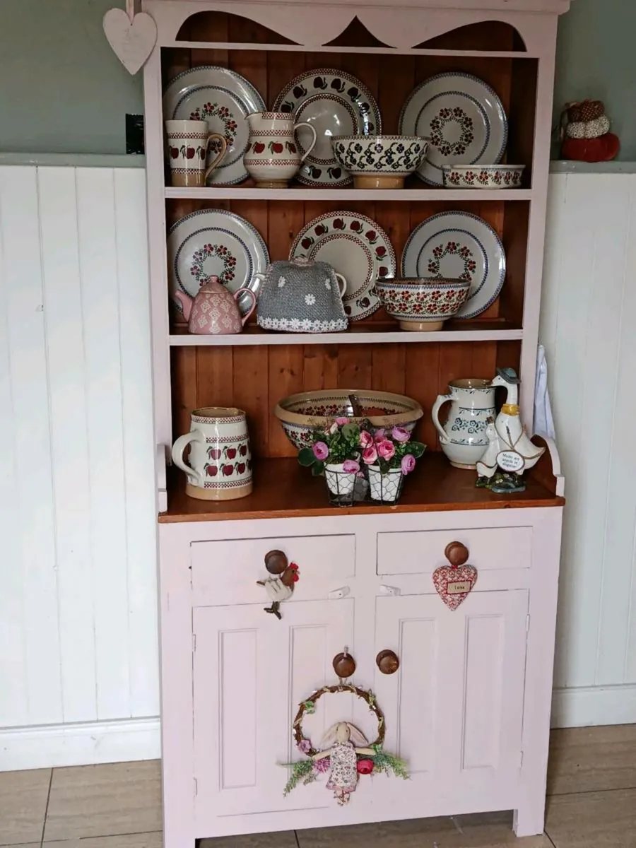 Beautiful country style dresser delivery arranged - Image 1