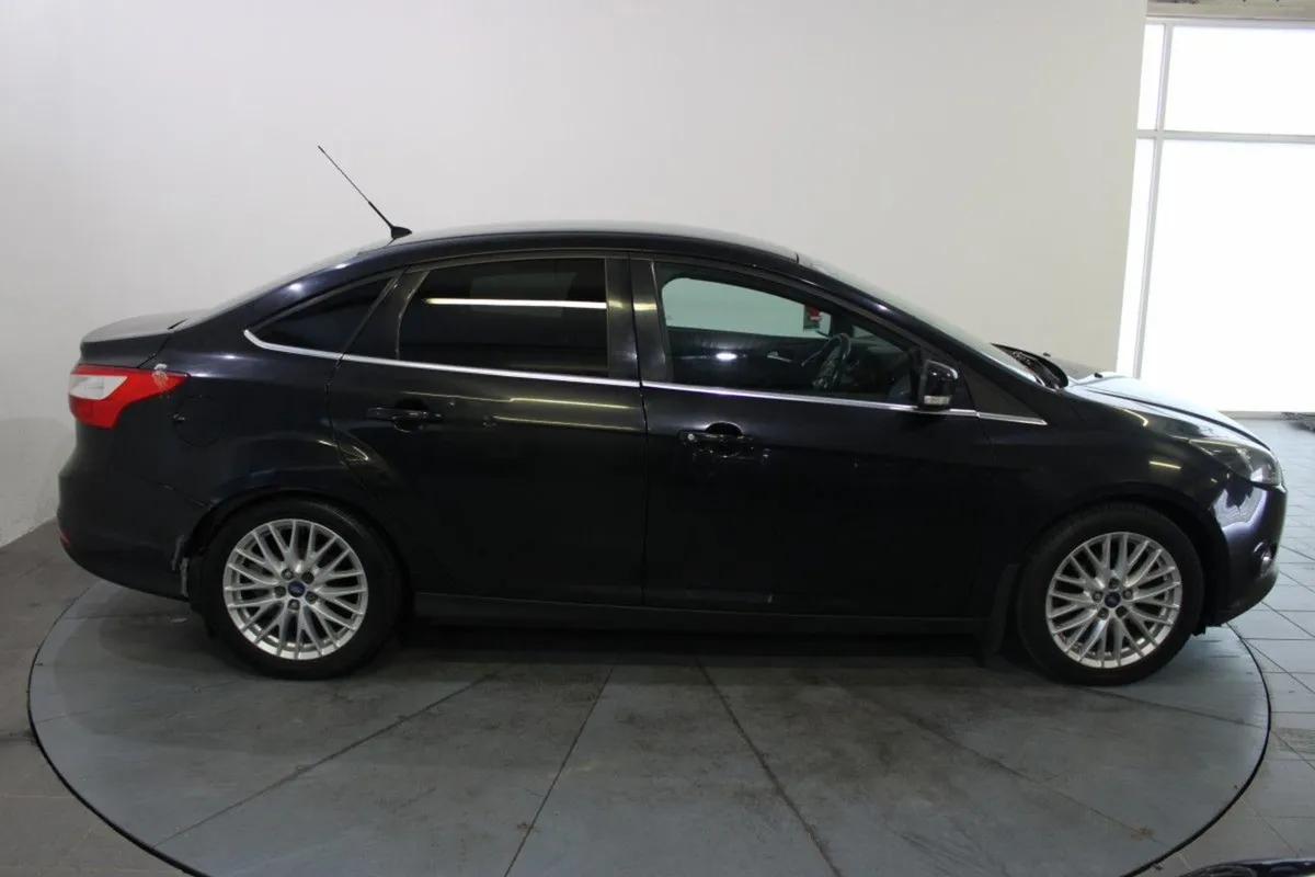 Ford Focus 1.6 Tdci 95 PS Zetec - Image 4