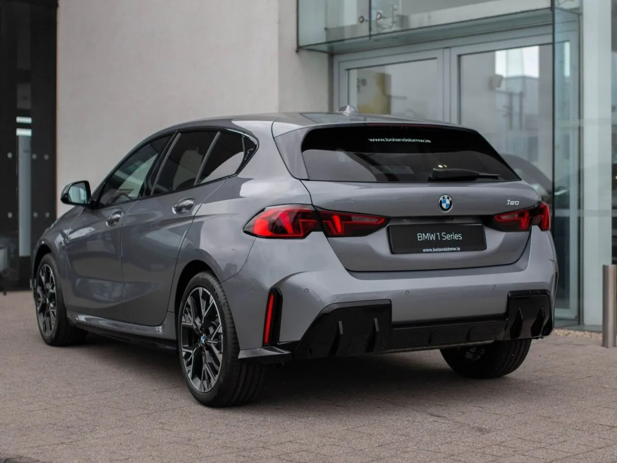BMW 1 Series 120 - Image 2