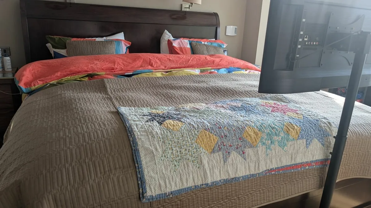 Super King Sleigh Bed Frame and Base - Image 3