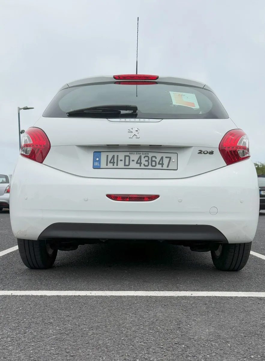 Peugeot 208 2014 - Image 3